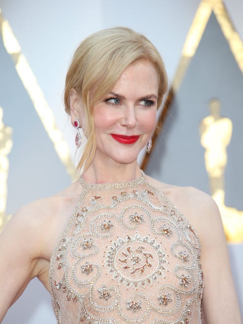 Nicole Kidman delights in 119 carats of Harry Winston jewels.