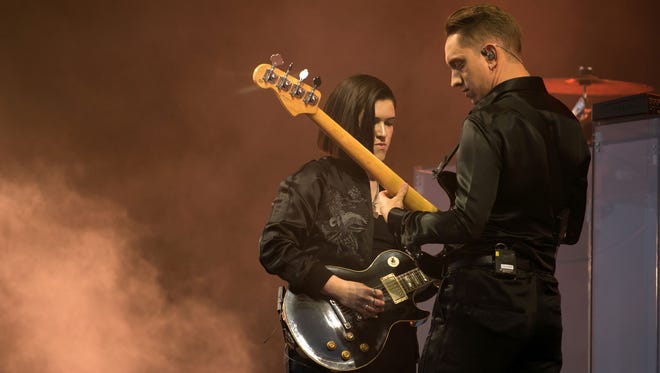 Oliver Sim and Romy Madley Croft of The xx