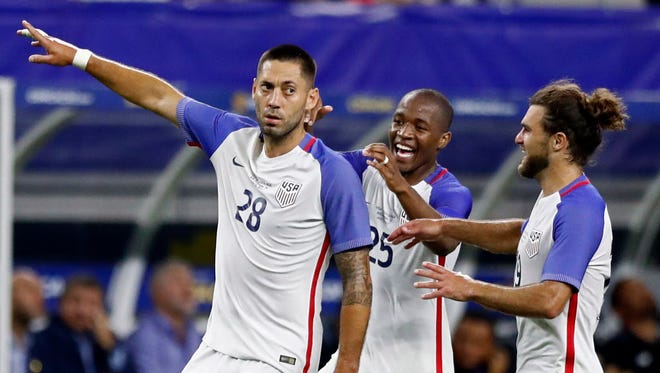 Clint Dempsey celebrates his goal against Costa Rica in the Gold Cup semifinal in Arlington, Texas.