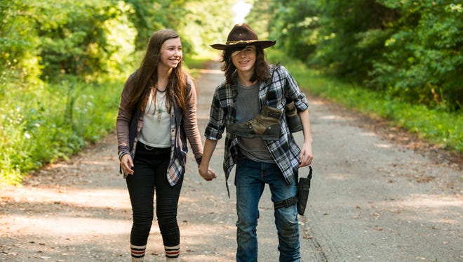 Katelyn Nacon as Enid, Chandler Riggs as Carl Grimes - The Walking Dead _ Season 7, Episode 5 - Photo Credit: Gene Page/AMC