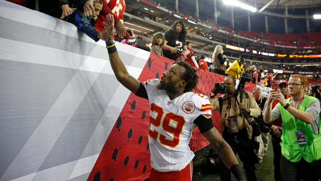 4. Chiefs (6): Nice to see FS Eric Berry pull off biggest pick-two in league history after kicking cancer's butt. We dare you to merely tag him again, Chiefs.