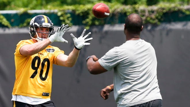 Pittsburgh Steelers linebacker T.J. Watt participates in minicamp.
