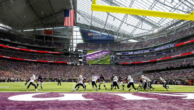 The Minnesota Vikings attempt a two-point conversion against the San Diego Chargers in the third quarter at U.S. Bank Stadium.