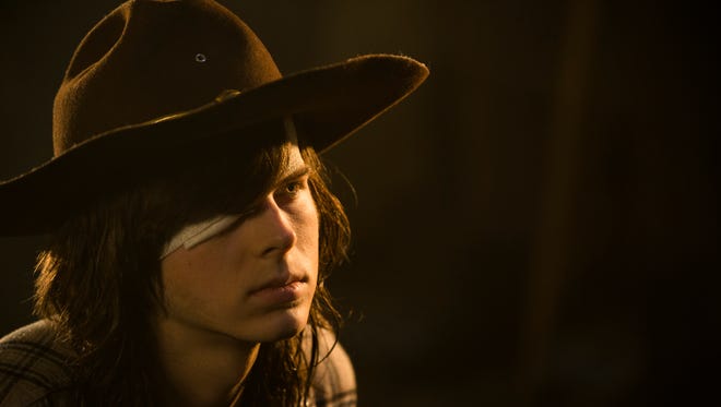 >>> NOT TO BE USED UNTIL 10/24/16 at 1:00 AM EST < < < Chandler Riggs as Carl Grimes - The Walking Dead _ Season 7, Episode 1 - Photo Credit: Gene Page/AMC