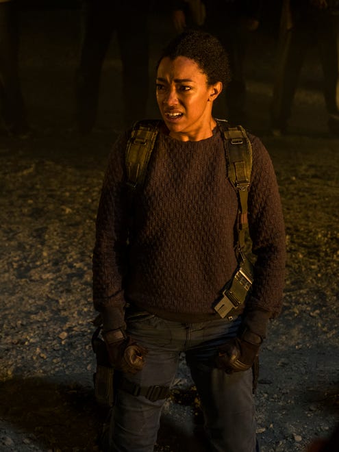 >>> NOT TO BE USED UNTIL 10/24/16 at 1:00 AM EST < < < Sonequa Martin-Green as Sasha Williams - The Walking Dead _ Season 7, Episode 1 - Photo Credit: Gene Page/AMC