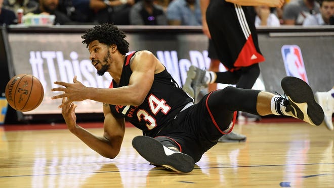 Portland Trail Blazers forward Jarnell Stokes (34) lunges for a loose ball during the NBA Summer League final against the Los Angeles Lakers.