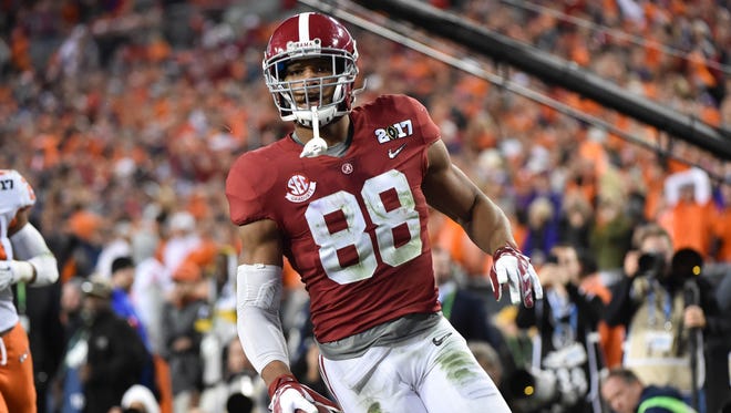 4. Jacksonville Jaguars — O.J. Howard, TE, Alabama: Fournette seems like the perfect addition to this team. But with him off the board in this scenario, the new brain trust of Tom Coughlin and Doug Marrone could go in another direction to support struggling QB Blake Bortles. Howard projects to be at least as good a receiver as departed Julius Thomas, and his far superior blocking ability should keep him on the field and perhaps also help unleash Jacksonville's recently dormant ground game.