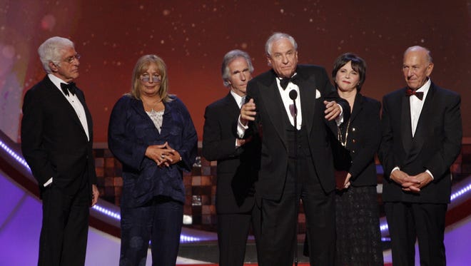 Garry Marshall, center, accepts the legend award at the TV Land Awards in Santa Monica, Calif., on June 8, 2008.