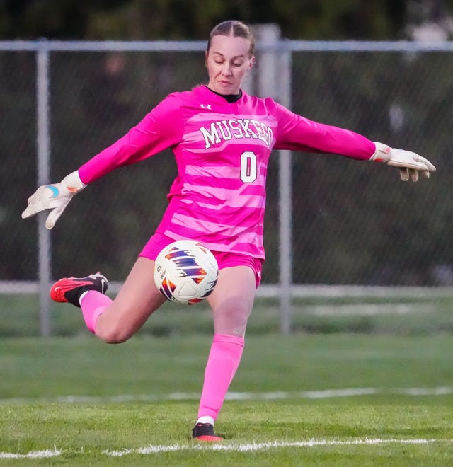 Muskego keeper Lauren Pearson (0) sends the ball downfield during the match at home against Waunakee, Friday, April 19, 2024.